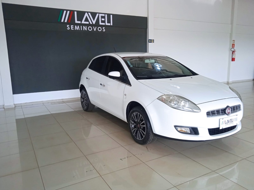 fiat bravo 1.8 essence 16v flex 4p manual 2014 fiat bravo 1.8 essence 16v flex 4p manual 2014