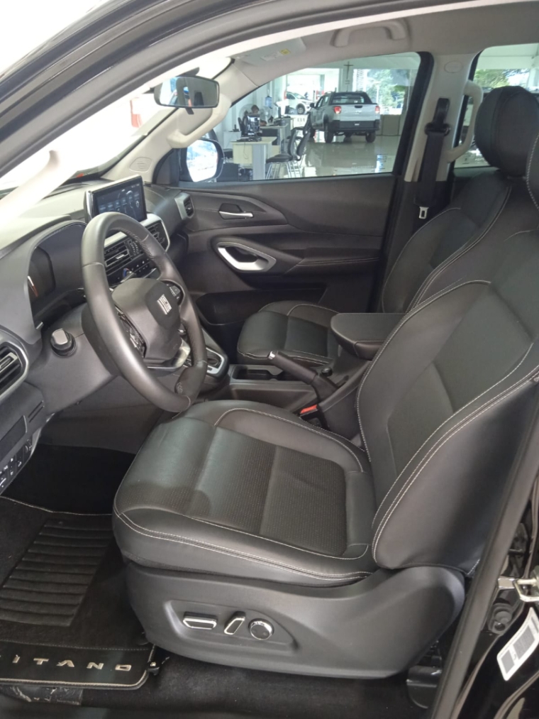 fiat titano 2.2 turbo diesel ranch 4x4 at6 4p automatico 2025 fiat titano 2.2 turbo diesel ranch 4x4 at6 4p automatico 2025