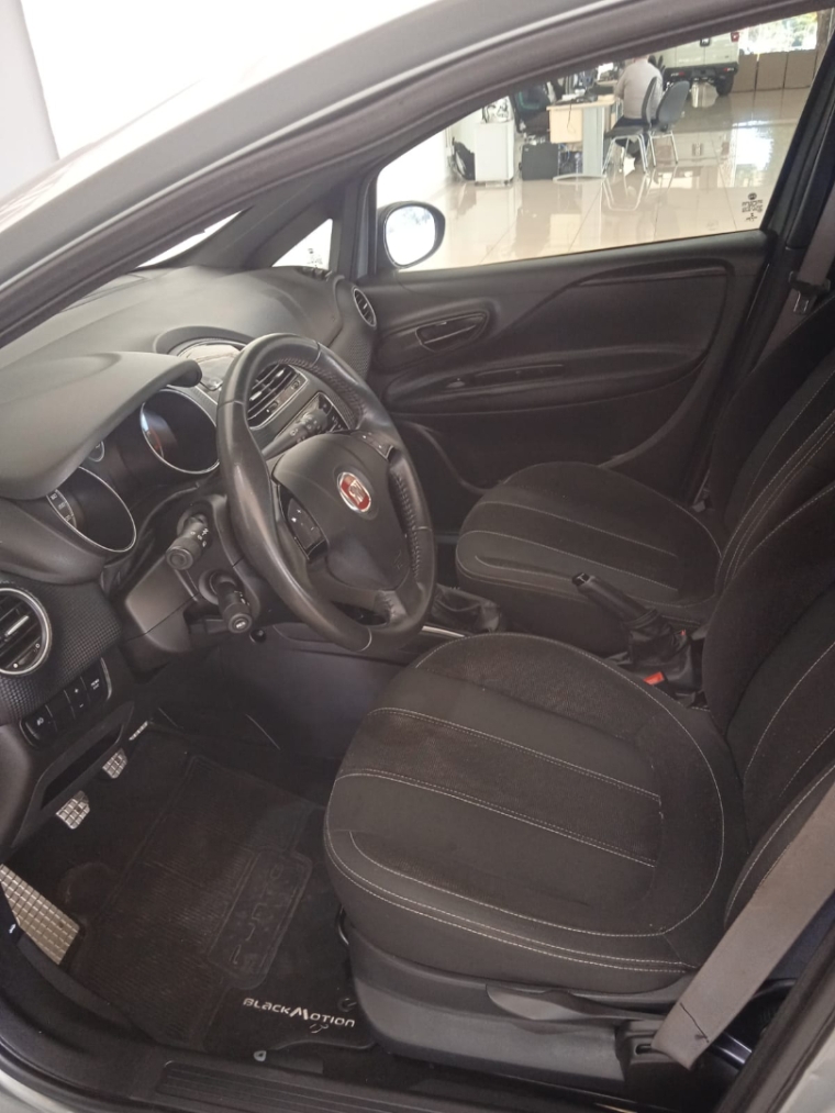 fiat punto 1.8 blackmotion 16v flex 4p manual 2016 fiat punto 1.8 blackmotion 16v flex 4p manual 2016