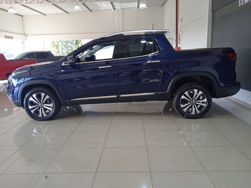 fiat toro 1.3 turbo 270 flex volcano at6 4p automatico 2024