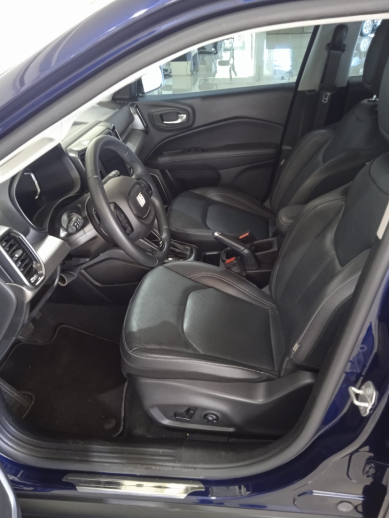 fiat toro 1.3 turbo 270 flex volcano at6 4p automatico 2024