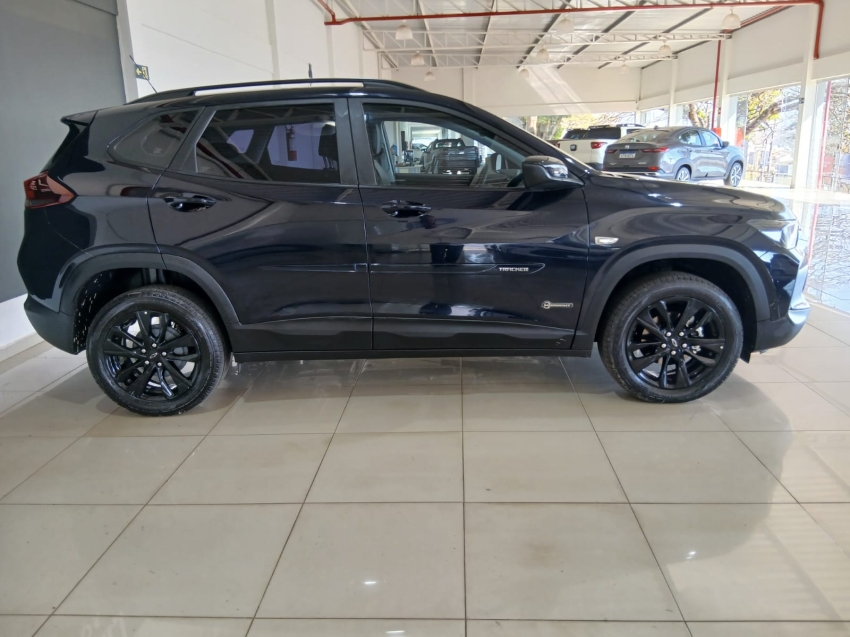 chevrolet tracker 1.0 turbo flex midnight automatico 4p 2024 chevrolet tracker 1.0 turbo flex midnight automatico 4p 2024