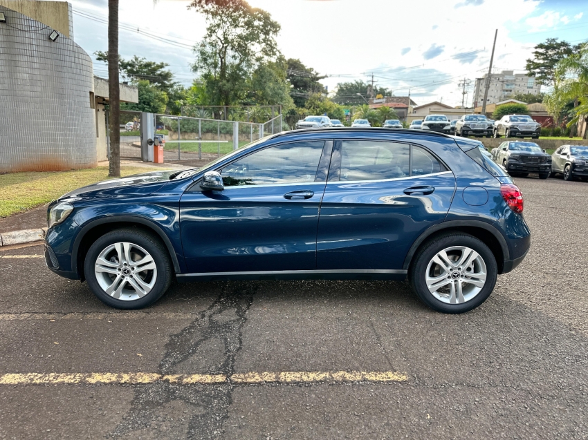 gla style1.6 cgi 7g-tronic
