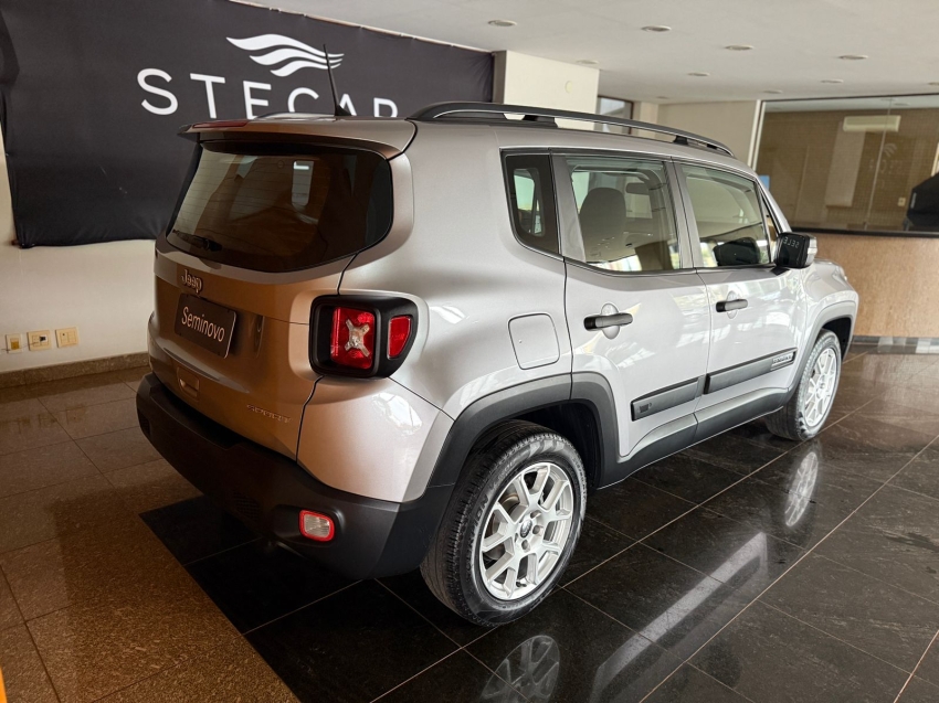 renegade sport 1.8 16v at