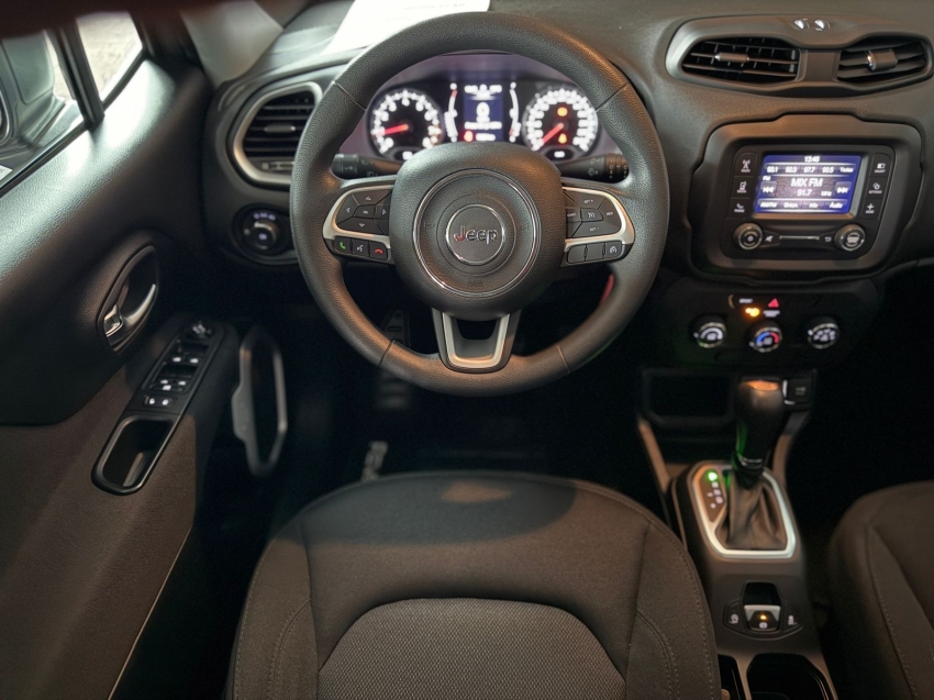 renegade sport 1.8 16v at