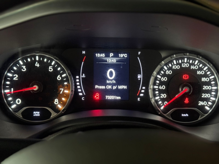 renegade sport 1.8 16v at