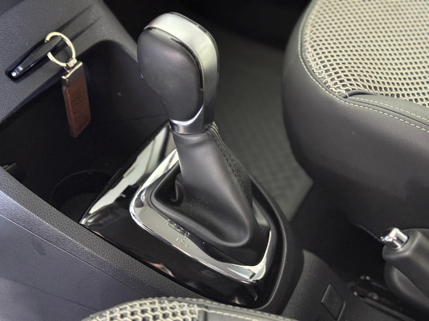 captur intense 2.016v hi-flex