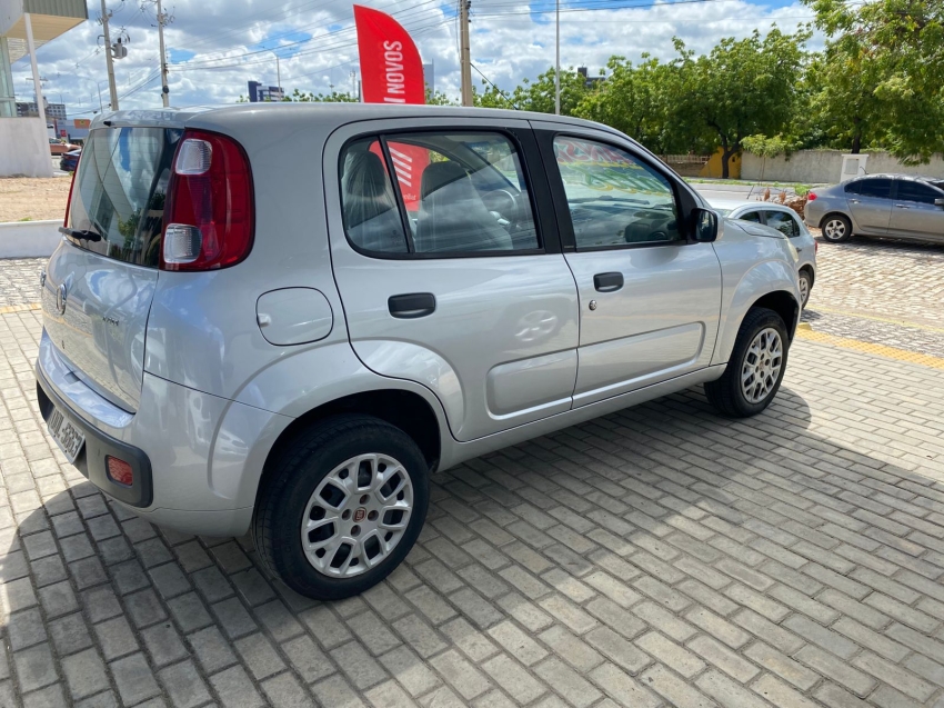 fiat uno 1.0 evo vivace 8v flex 4p manual 2014