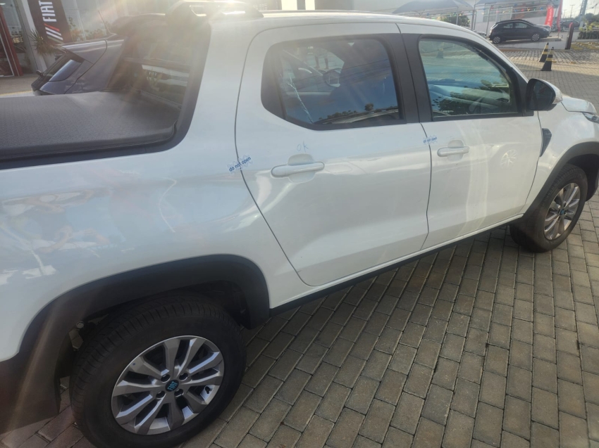 fiat strada 1.3 firefly flex freedom cd manual 4p 2025 fiat strada 1.3 firefly flex freedom cd manual 4p 2025