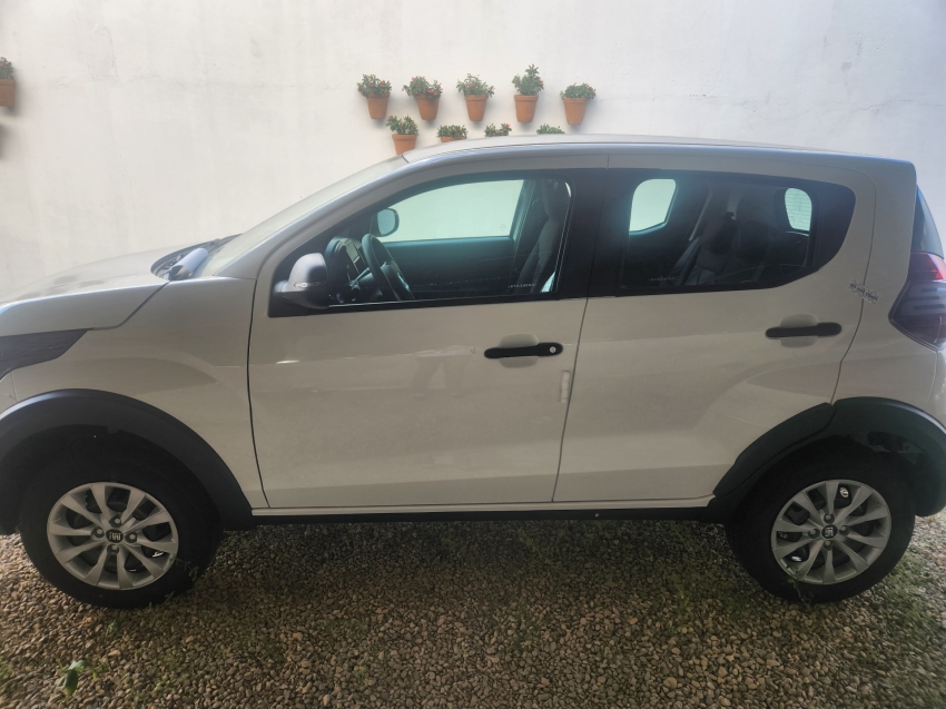 fiat mobi 1.0 evo flex like. manual 4p 2025 fiat mobi 1.0 evo flex like. manual 4p 2025
