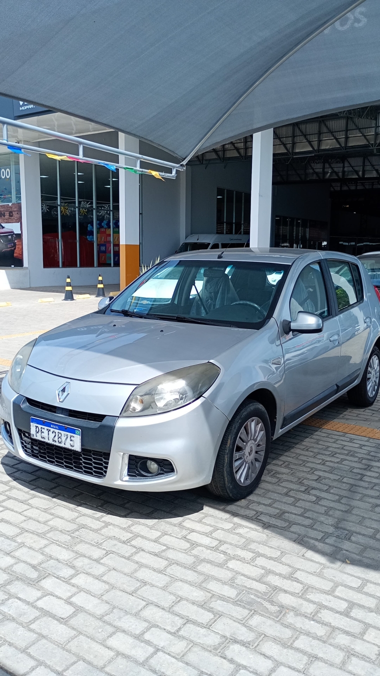 renault sandero 1.0 authentique 16v flex 4p manual automatico 2013 renault sandero 1.0 authentique 16v flex 4p manual automatico 2013