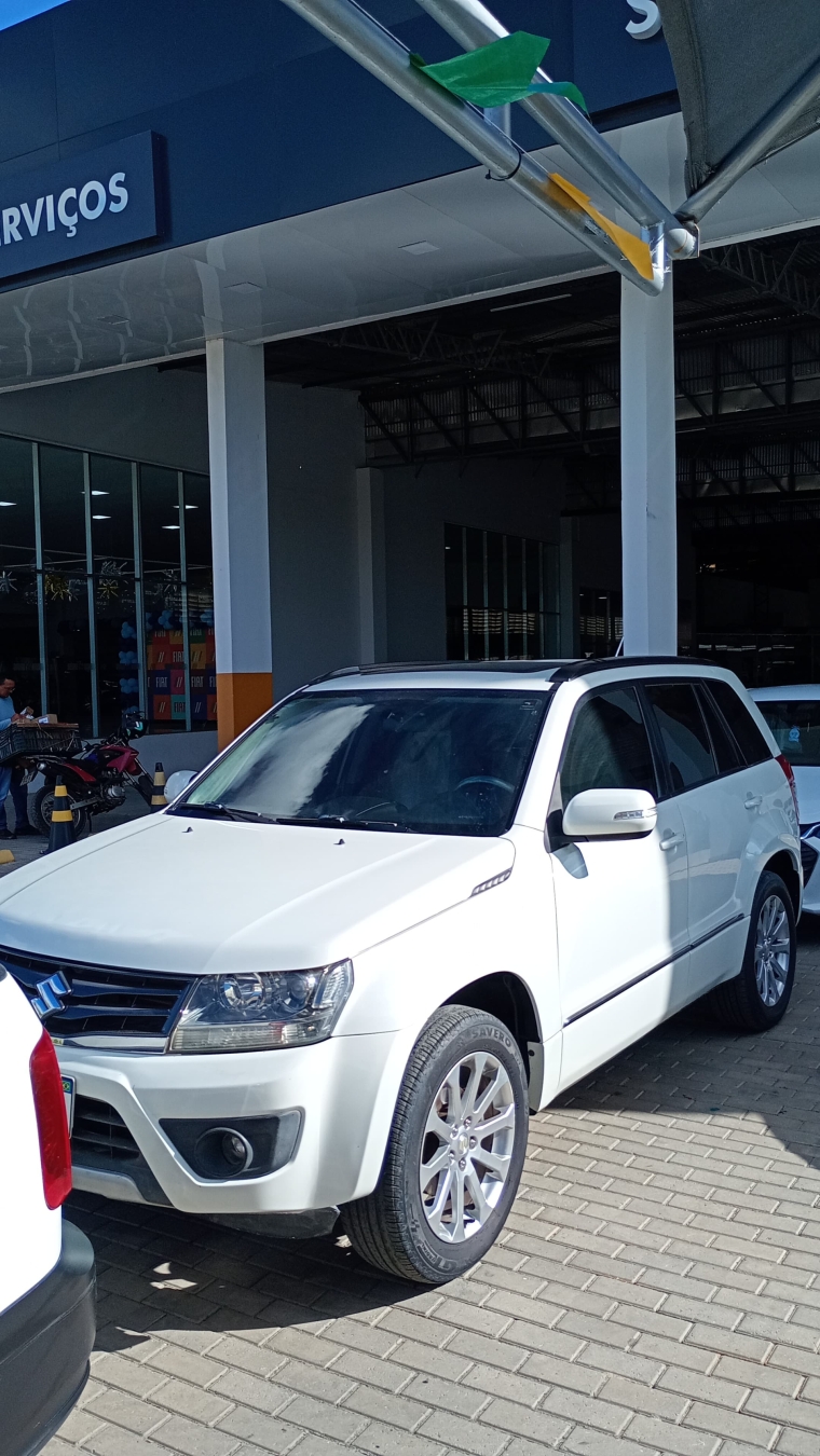 suzuki grand vitara 2.0 4x4 16v gasolina 4p automatico 5p manual 2014 suzuki grand vitara 2.0 4x4 16v gasolina 4p automatico 5p manual 2014