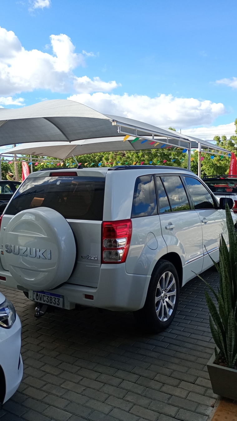suzuki grand vitara 2.0 4x4 16v gasolina 4p automatico 5p manual 2014 suzuki grand vitara 2.0 4x4 16v gasolina 4p automatico 5p manual 2014