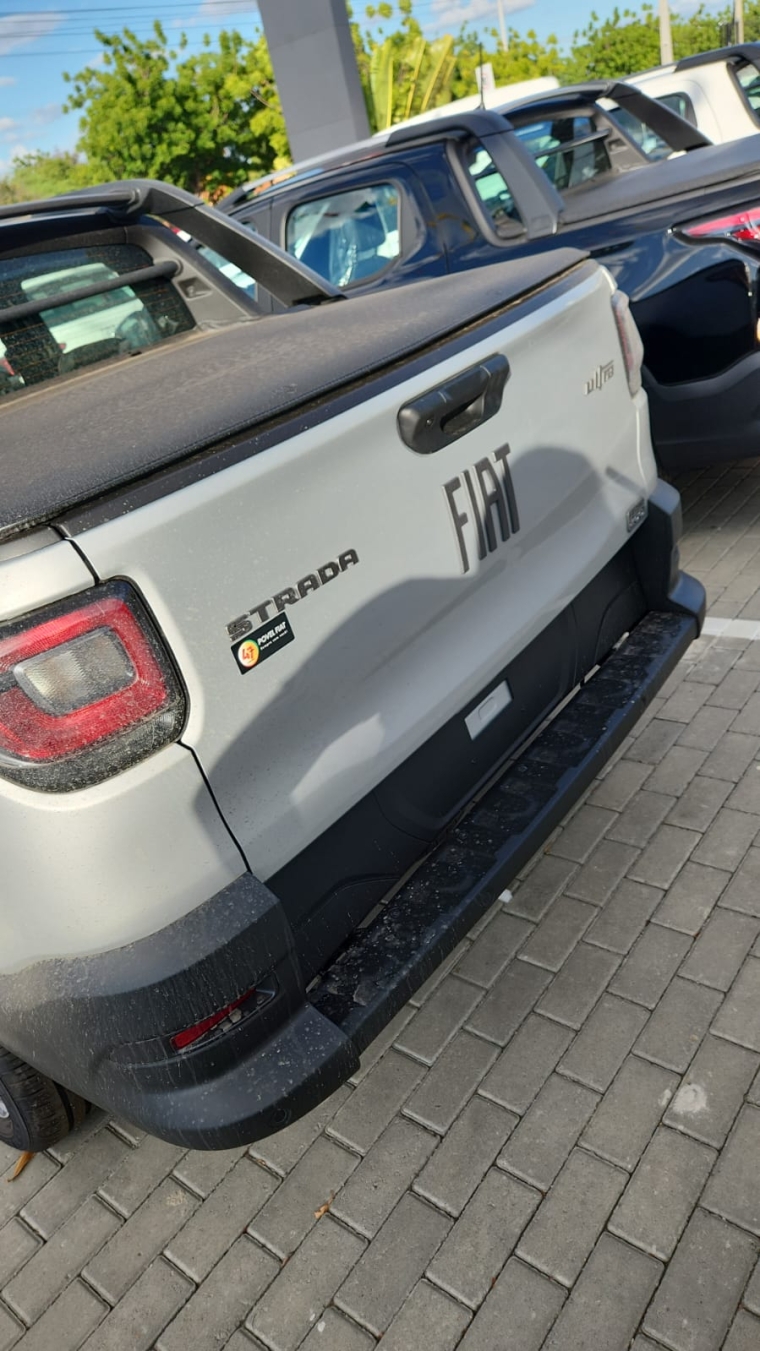 fiat strada 1.0 turbo 200 flex ultra cd cvt 4p automatico 2025