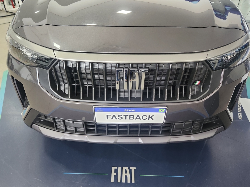 fiat fastback 1.0 turbo 200 flex cvt 4p automatico 2026