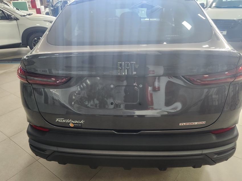 fiat fastback 1.0 turbo 200 flex cvt 4p automatico 2026