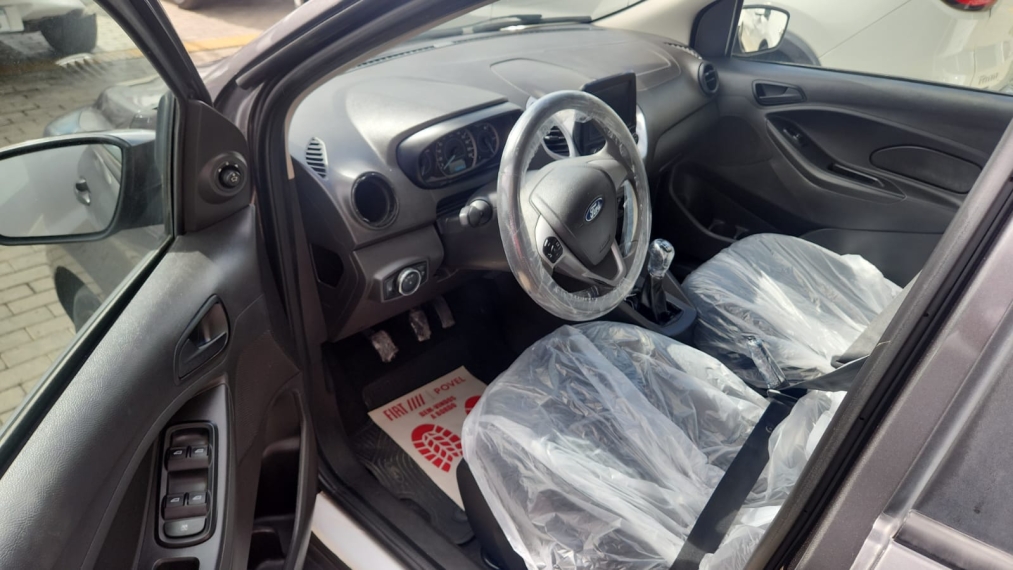 ford ka 1.5 ti-vct flex se plus sedan manual 4p 2020 ford ka 1.5 ti-vct flex se plus sedan manual 4p 2020
