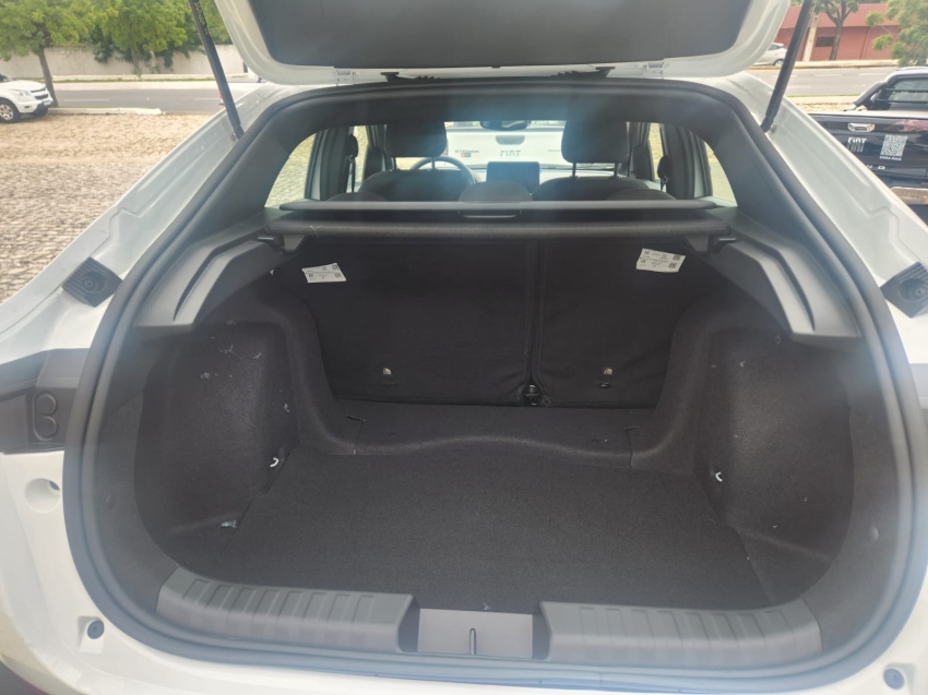 fiat fastback 1.0 turbo 200 hybrid audace cvt flex 4p automatico 2026 fiat fastback 1.0 turbo 200 hybrid audace cvt flex 4p automatico 2026