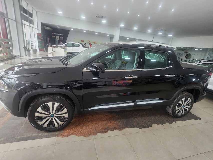 fiat toro 1.3 turbo 270 flex volcano at6 4p automatico 2025 fiat toro 1.3 turbo 270 flex volcano at6 4p automatico 2025