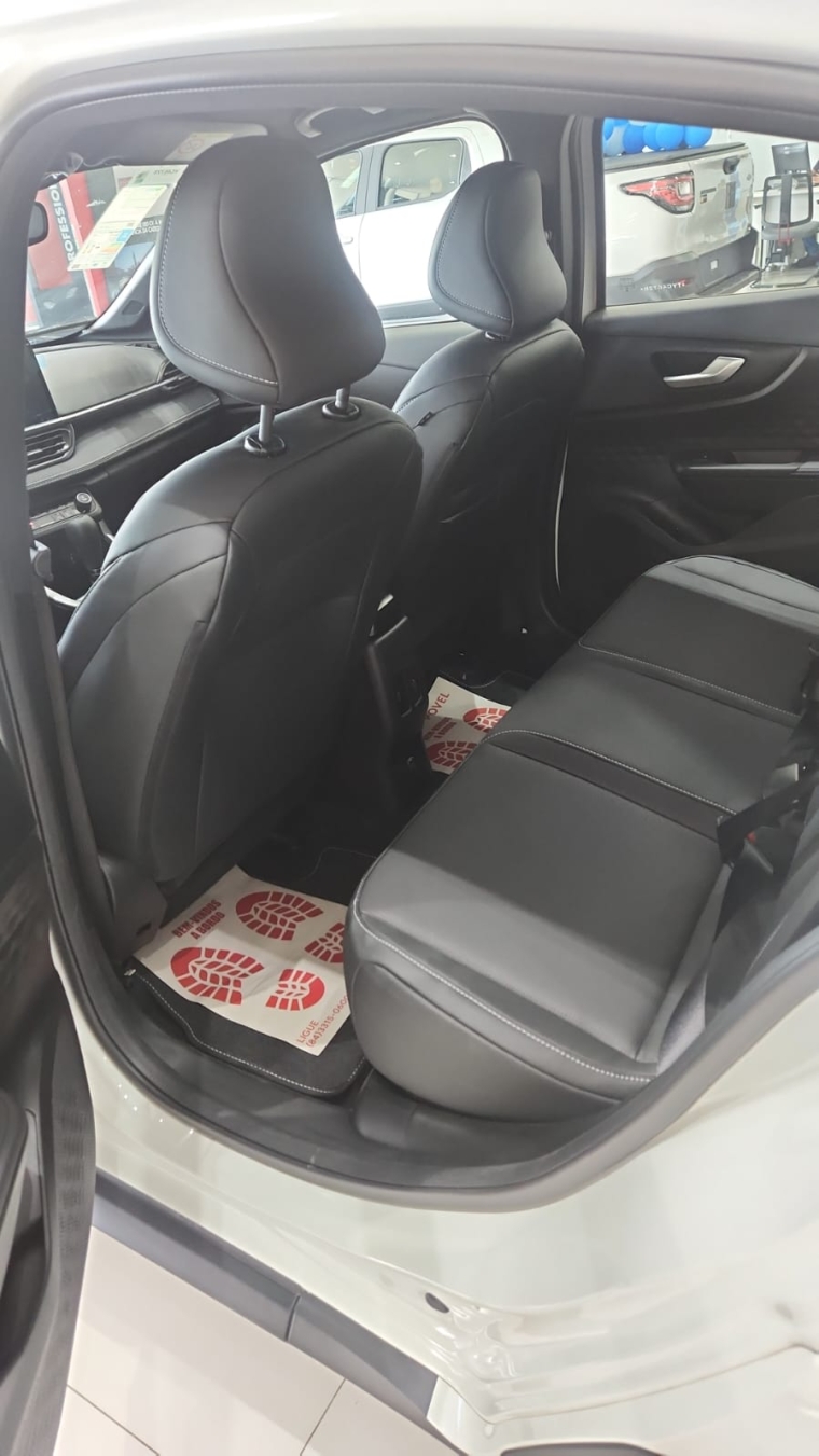 fiat fastback 1.3 turbo 270 flex limited edition at6 4p automatico 2026