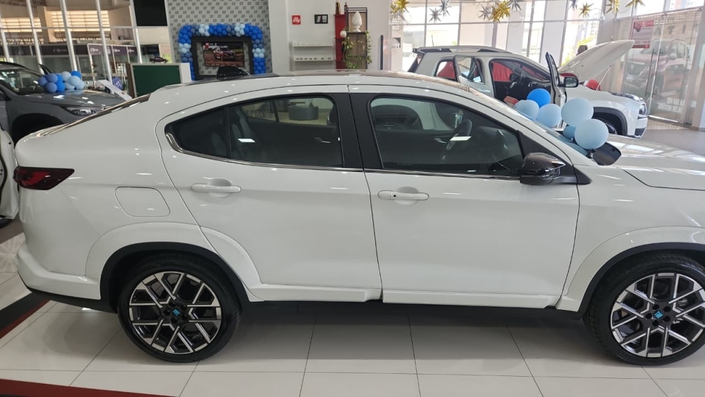fiat fastback 1.3 turbo 270 flex limited edition at6 4p automatico 2026