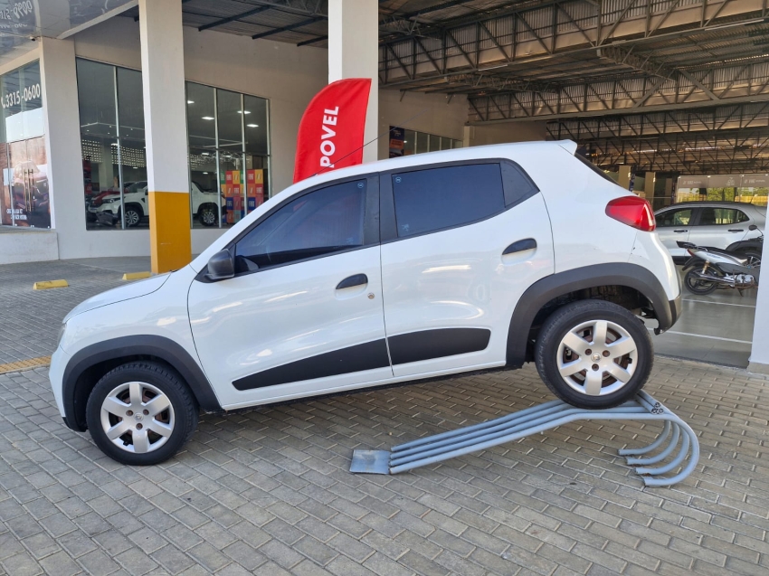 renault kwid 1.0 12v sce flex zen manual 9.9 4p 2018 renault kwid 1.0 12v sce flex zen manual 9.9 4p 2018
