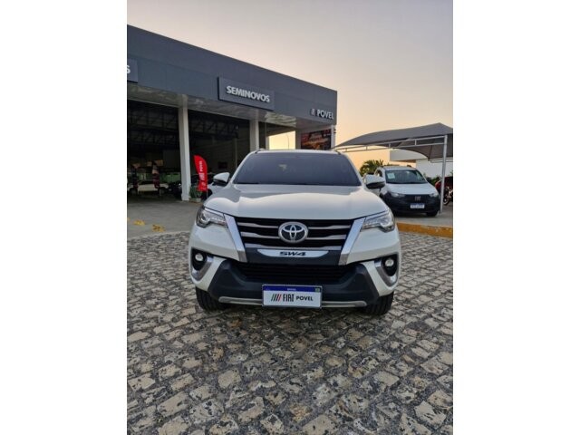 toyota hilux sw4 2.7 srv 7 lugares 4x2 16v flex 4p automatico diesel 5p 2019 toyota hilux sw4 2.7 srv 7 lugares 4x2 16v flex 4p automatico diesel 5p 2019