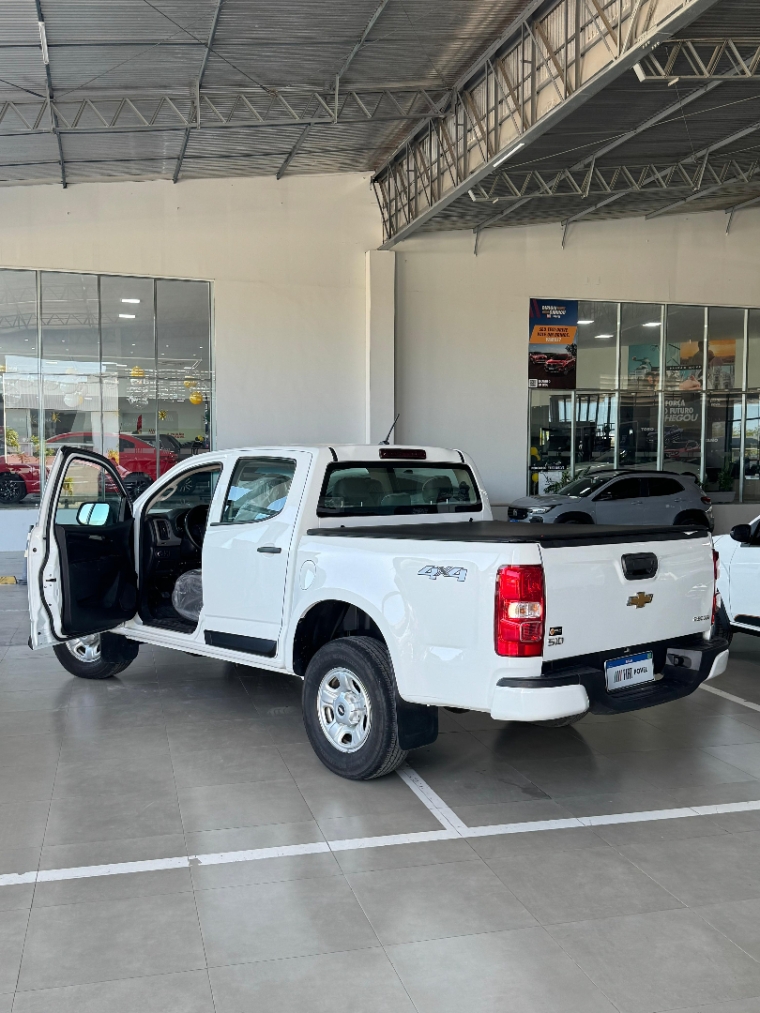 chevrolet s10 2.8 16v turbo diesel ls cd 4x4 manual flex 4p 20225