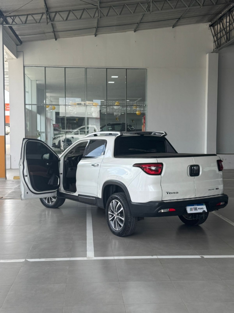 fiat toro 2.0 16v turbo diesel volcano 4wd at9 4p automatico 20203