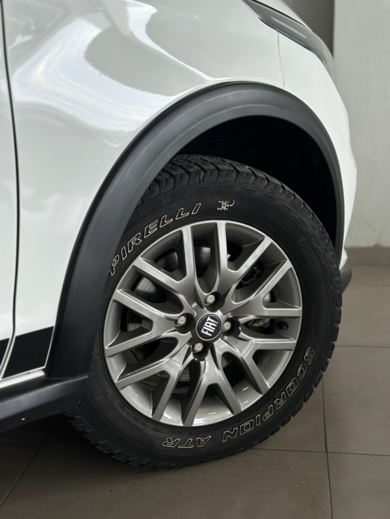 fiat argo 1.8 e.torq flex trekking at6 1.3 4p manual 20213