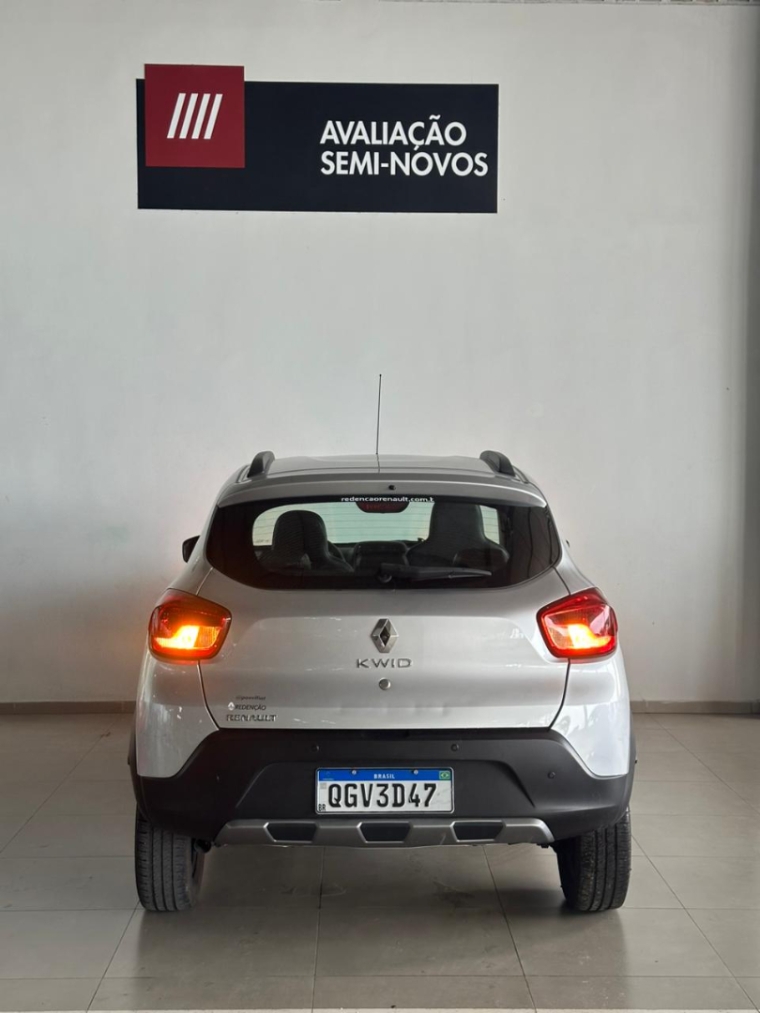 renault kwid 1.0 12v sce flex outsider manual 4p 20213