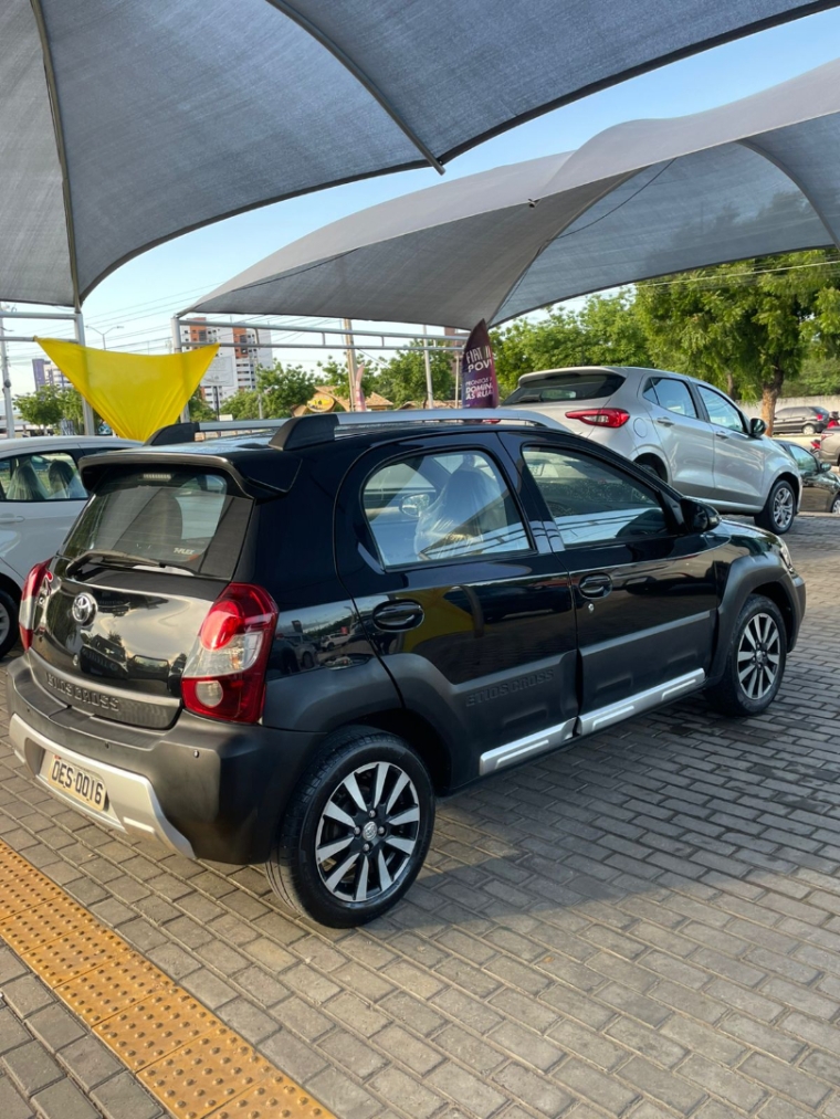 toyota etios cross 1.5 16v flex 4p manual 20142