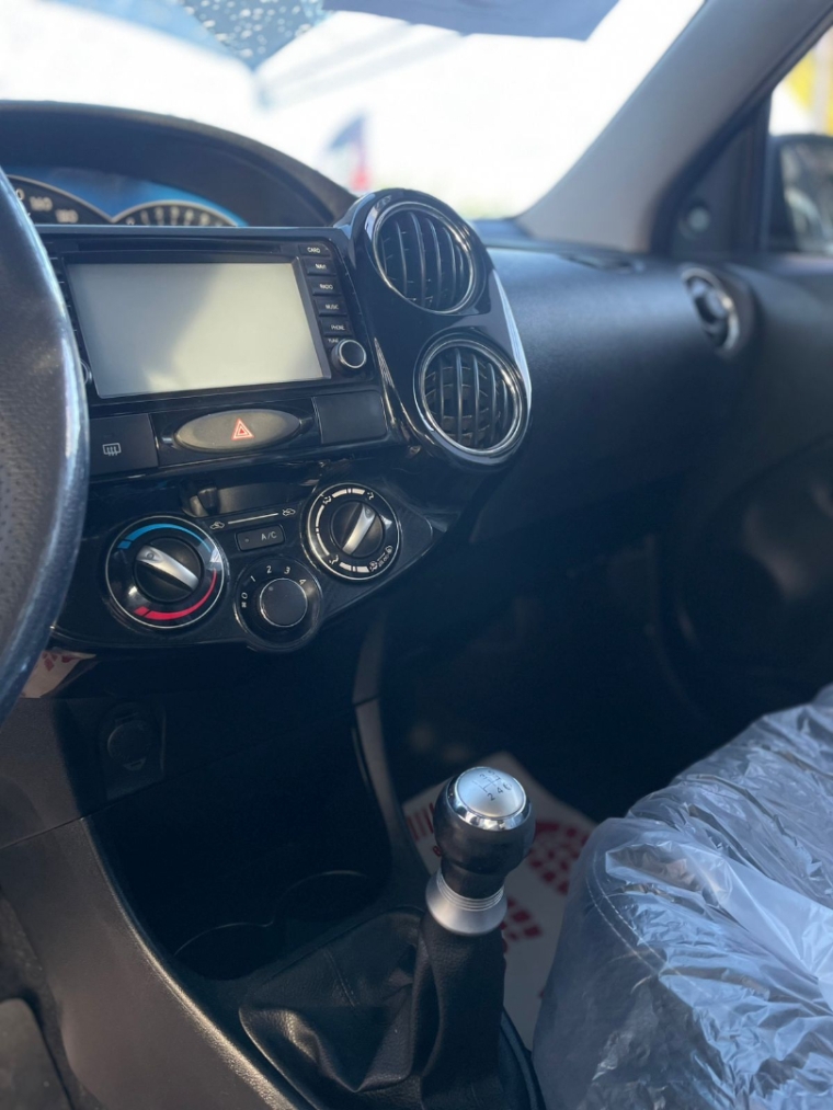 toyota etios cross 1.5 16v flex 4p manual 20144