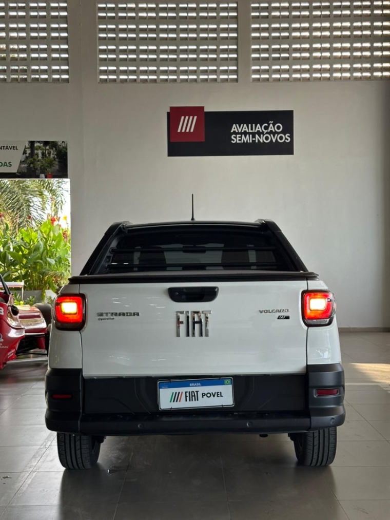 fiat strada 1.3 firefly flex volcano cd cvt 4p automatico 20232