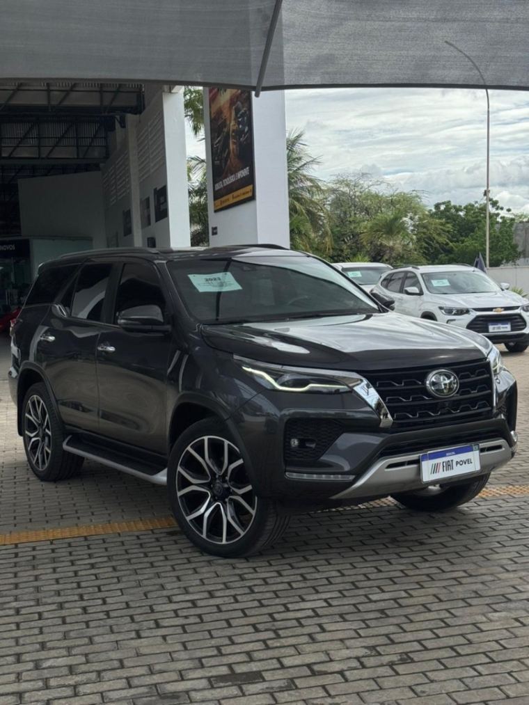 toyota hilux sw4 2.8 d-4d turbo diesel srx 4x4 automatico 5p 2023