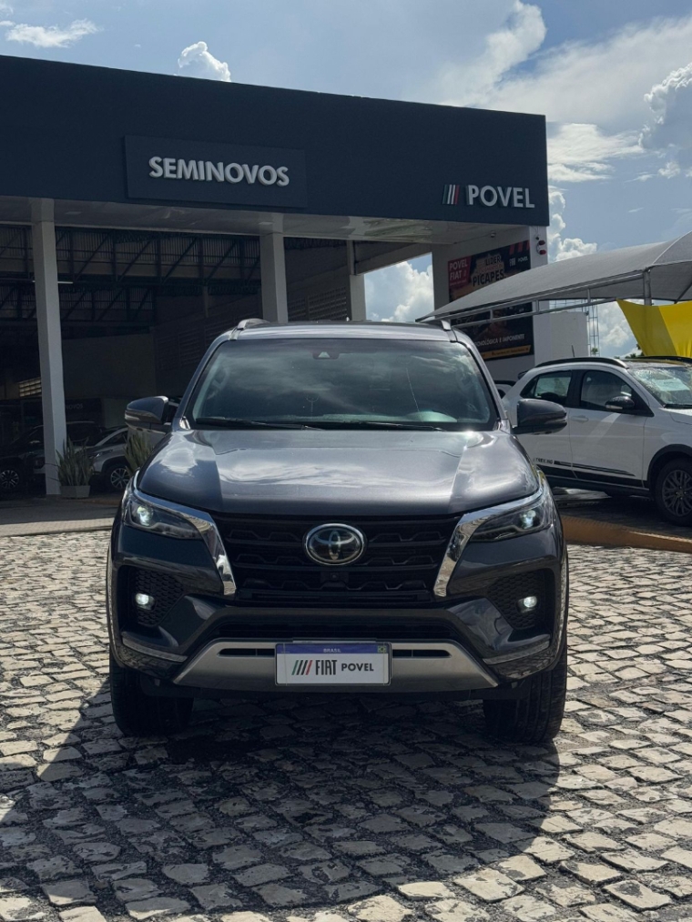 toyota hilux sw4 2.8 d-4d turbo diesel srx 4x4 automatico 5p 20231