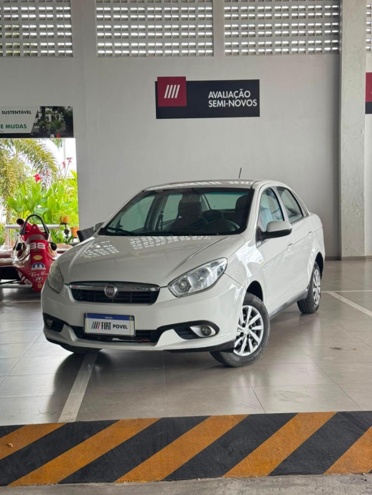 fiat grand siena 1.4 mpi attractive 8v flex 4p manual 20140