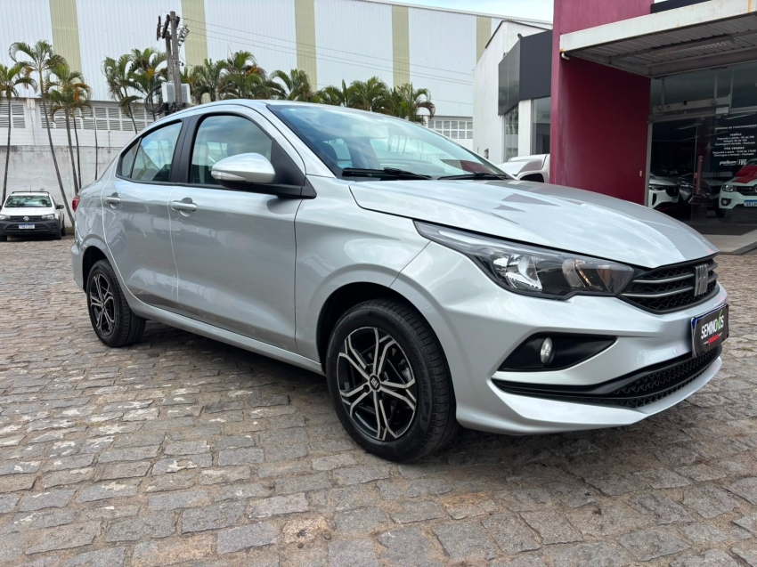 fiat cronos drive1.3at4