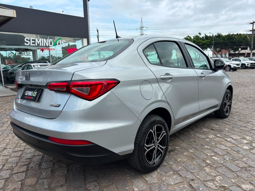 fiat cronos drive1.3at3