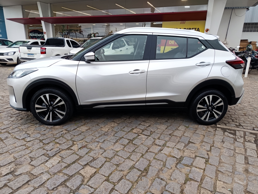 KICKS ADVANCE CVT7