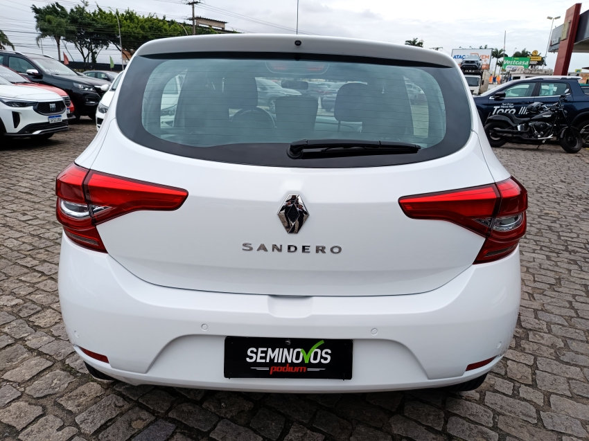 SANDERO ZEN10MT1