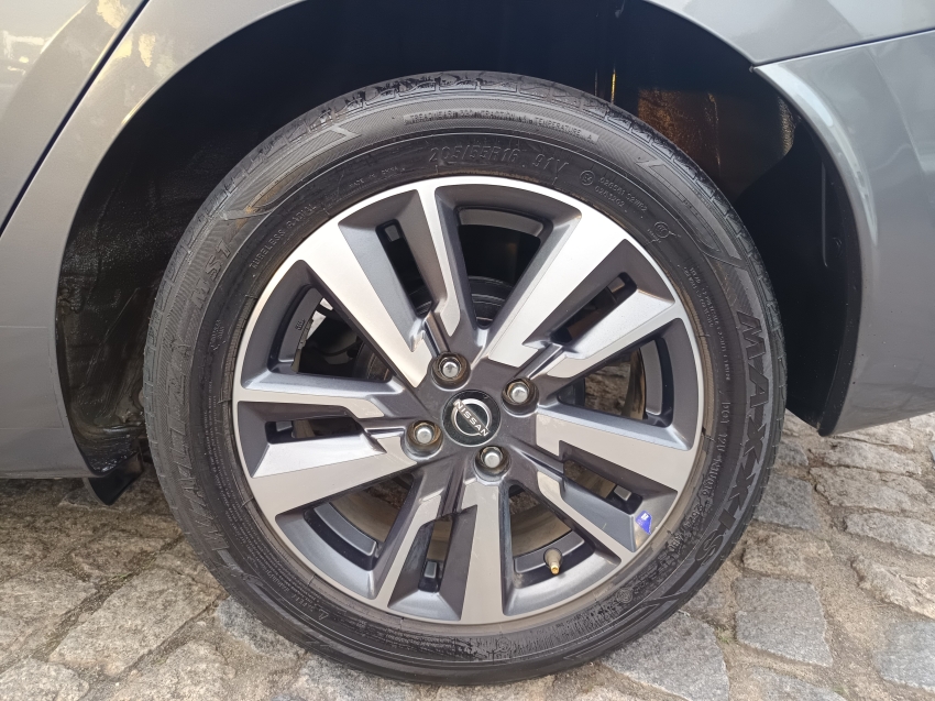 NISSAN VERSA ADVNC CVT13