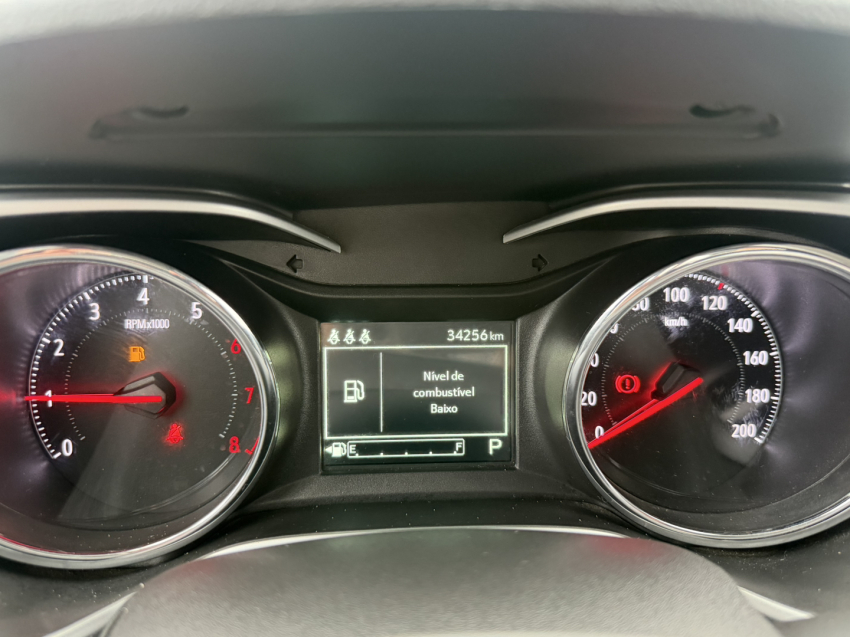 TRACKER T A4