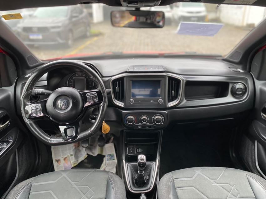 Fiat Strada Volcano 1.3 Flex 8V CD 20215