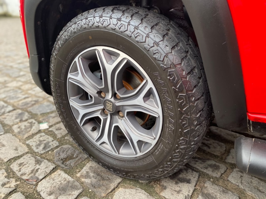 Fiat Strada Volcano 1.3 Flex 8V CD 20219