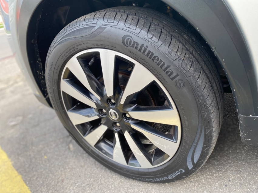 KICKS SL CVT10