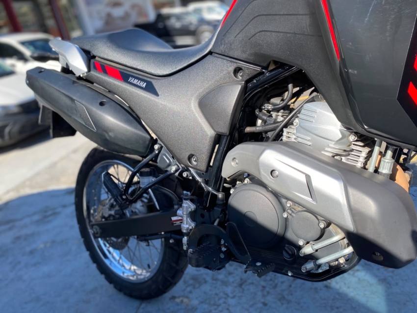 XTZ 250 LANDER4