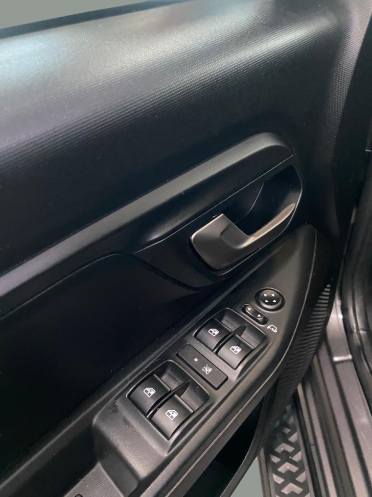 fiat strada 1.3 firefly flex volcano cd cvt 4p automatico 202311