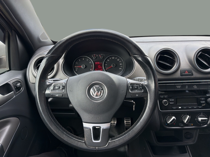 volkswagen saveiro 1.6 cross ce 16v flex 2p manual 201510