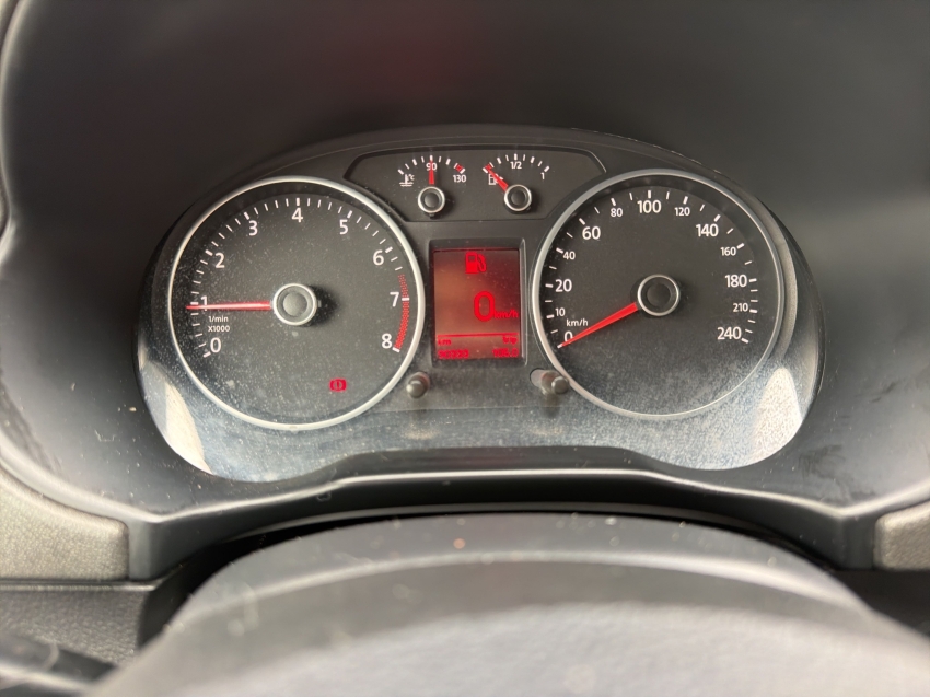 volkswagen saveiro 1.6 cross ce 16v flex 2p manual 201511